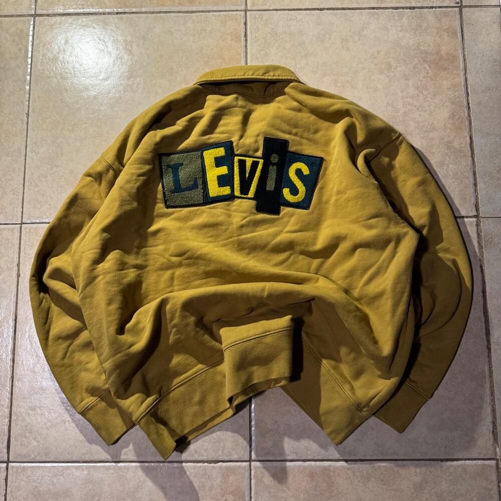 Vintage y2k levis yellow quarter zip Size L in Mens